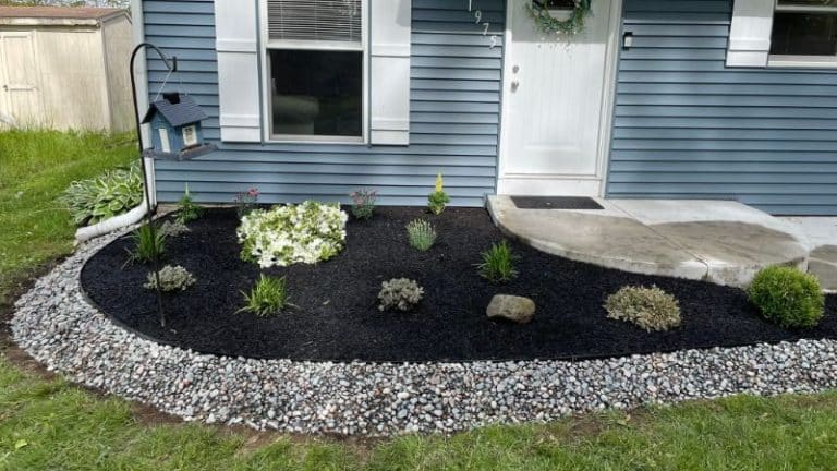 Why You Should Add Fresh Mulch to Your Landscape & Garden Beds